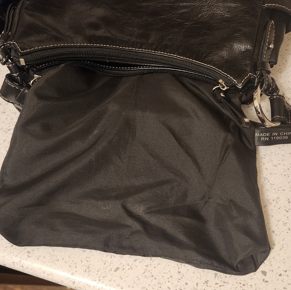Giani Bernini Stitched Black Leather Bag Excellent Condition! - Picture 11 of 16